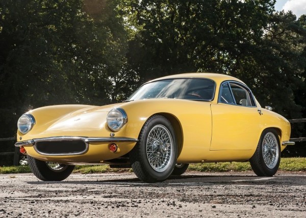 Dougal's Lotus Elite Type 14 on 155 HR 15 PIRELLI CINTURATO CA67 Tires